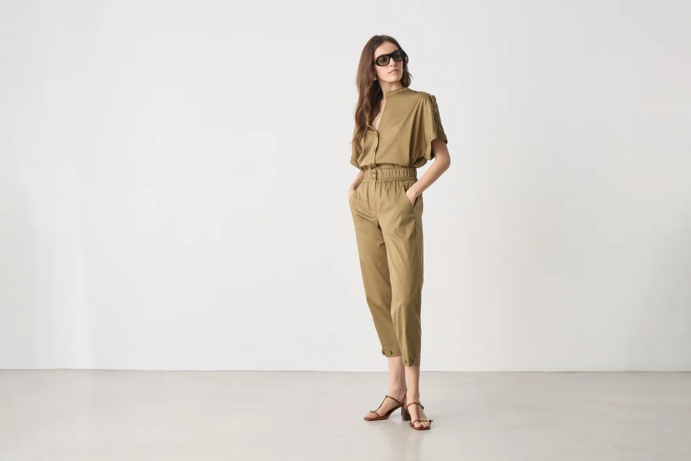 21051_khaki_1