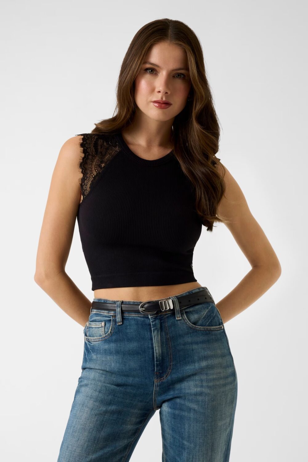 10606 BLACK