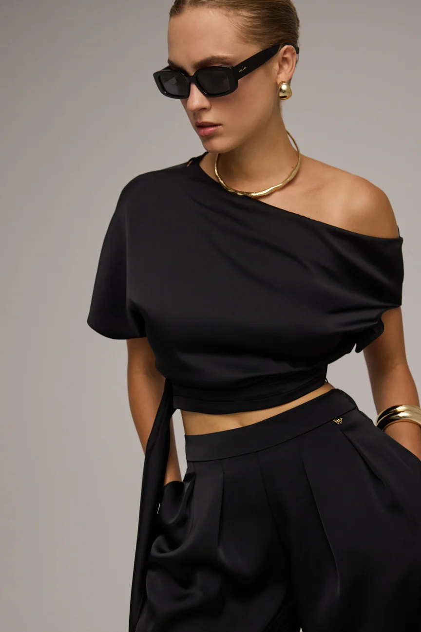 enzzo252490_1366x